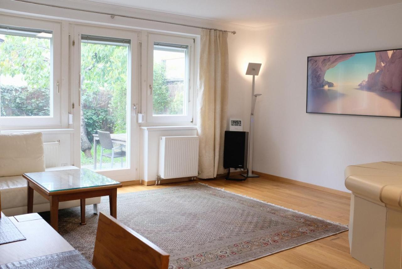 Town House Near Metro & Vienna City Center Kültér fotó
