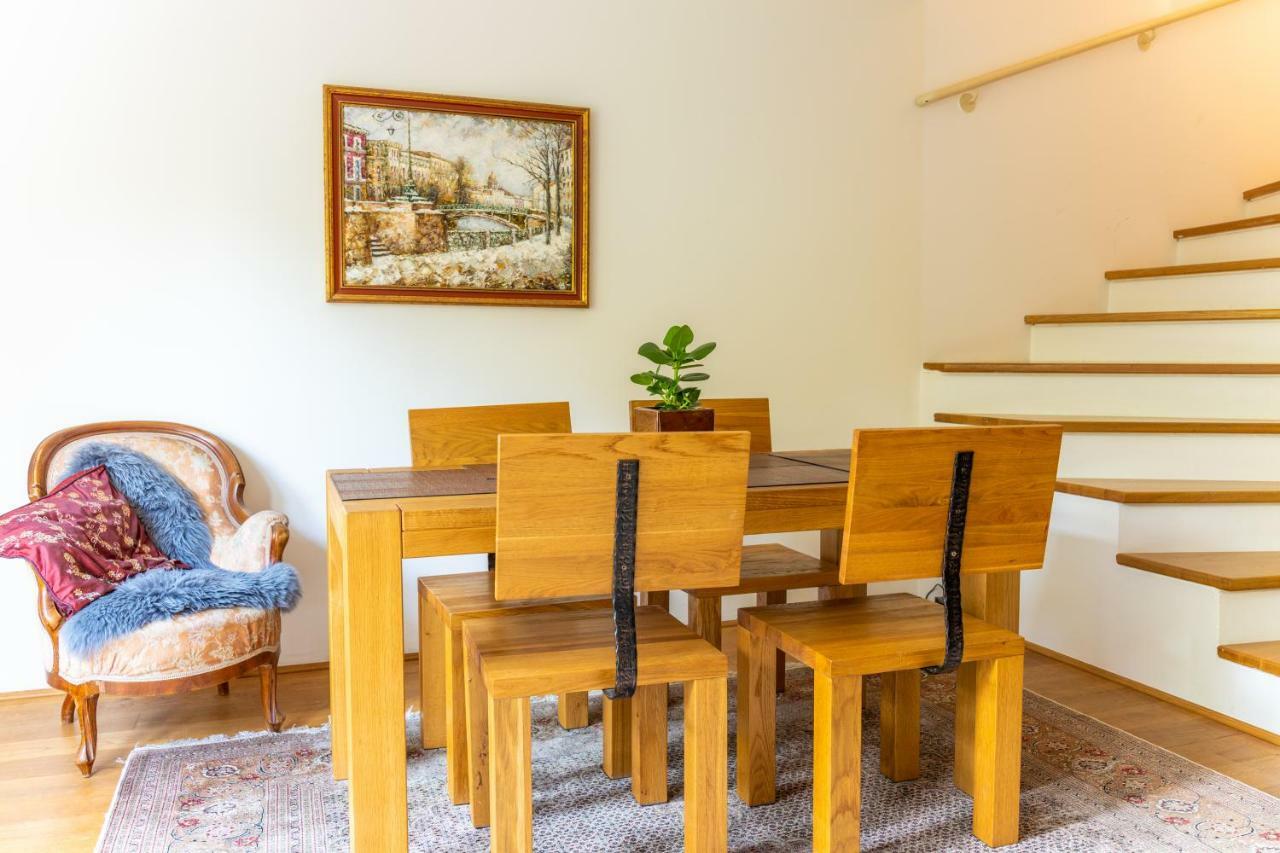 Town House Near Metro & Vienna City Center Kültér fotó